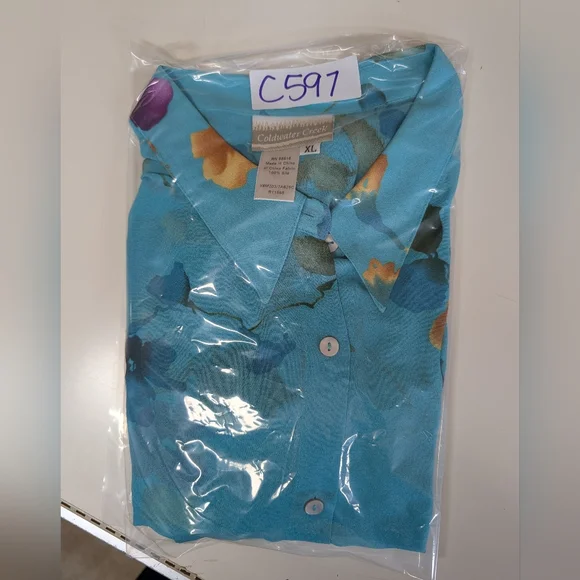 Coldwater Creek 100% Silk Floral Blouse - Picture 10 of 10